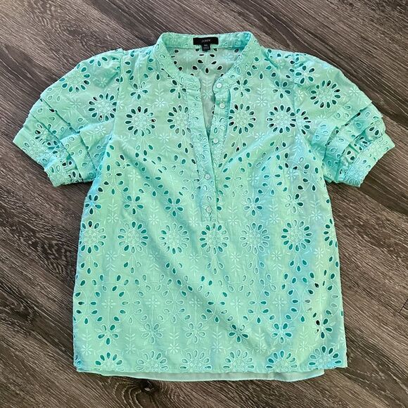 J. Crew Puff-sleeve popover top in eyelet - Picture 1 of 6